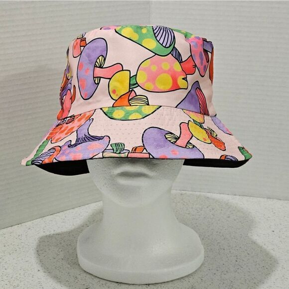 🍄NWOT, Mushroom bucket hat🍄 - Picture 1 of 3